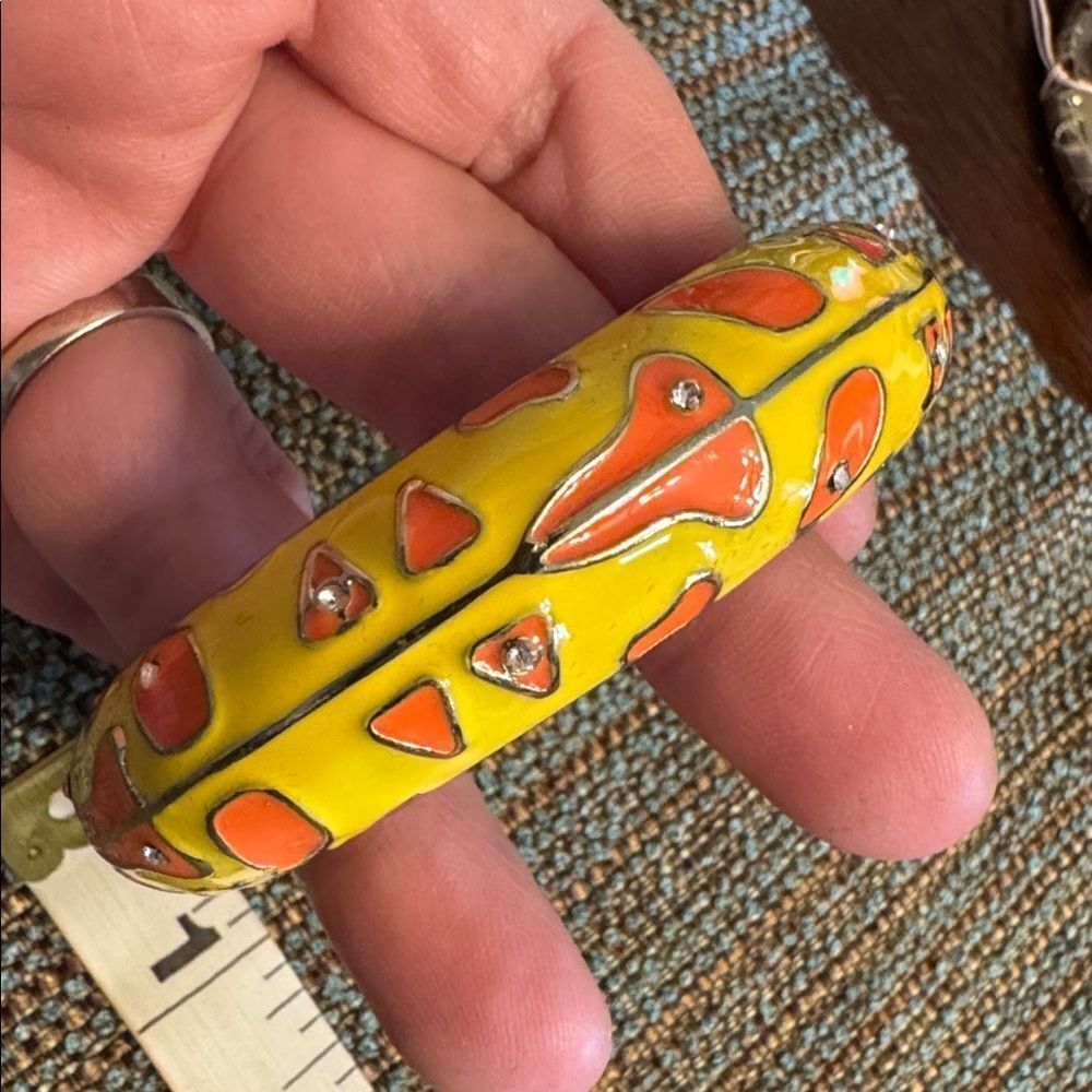3008 Sequin Yellow Gold‎ Tone Enamel Bangle
